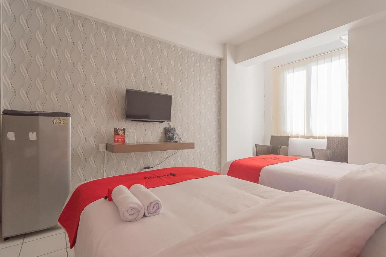 Reddoorz Apartment @ Emerald Towers Бандунг Екстер'єр фото