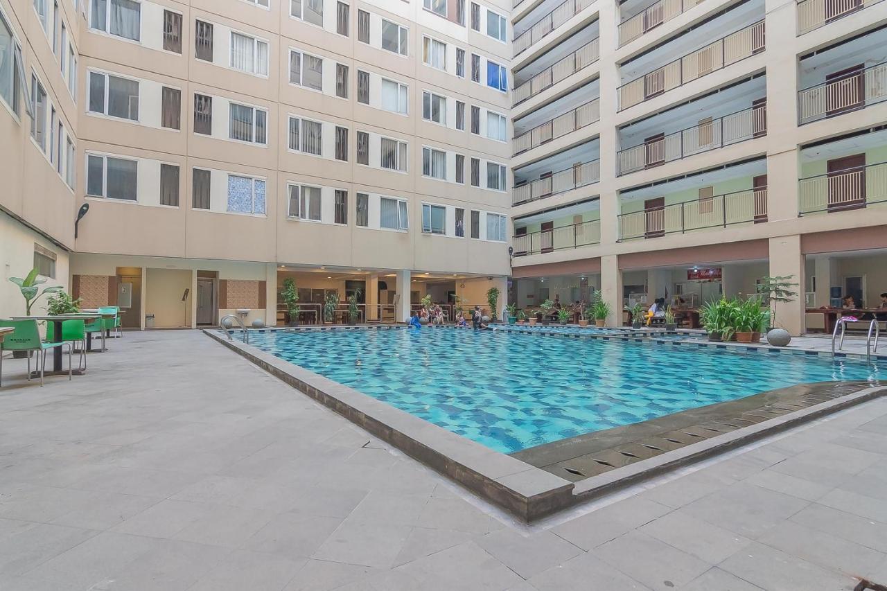 Reddoorz Apartment @ Emerald Towers Бандунг Екстер'єр фото